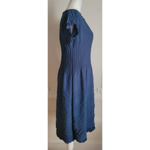 Babette SF Chic Navy Midi Dress Like New - Picture 3 of 3